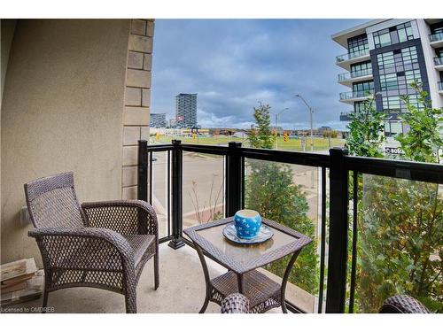 226-216 Oak Park Boulevard, Oakville, ON - Outdoor With Balcony With Exterior