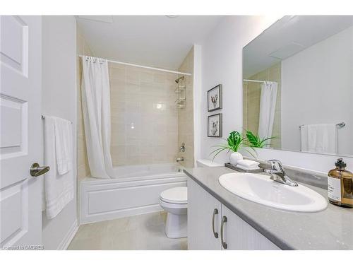 223-1105 Leger Way, Milton, ON - Indoor Photo Showing Bathroom