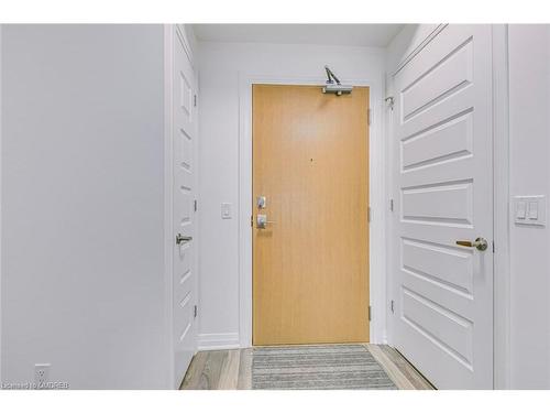 223-1105 Leger Way, Milton, ON - Indoor Photo Showing Other Room