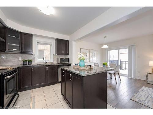 413 Switchgrass Street, Oakville, ON - Indoor Photo Showing Kitchen With Upgraded Kitchen