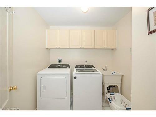 2873 Cartwright Crescent, Mississauga, ON - Indoor Photo Showing Laundry Room