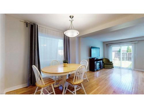 74 Raspberry Trail, Thorold, ON - Indoor Photo Showing Dining Room