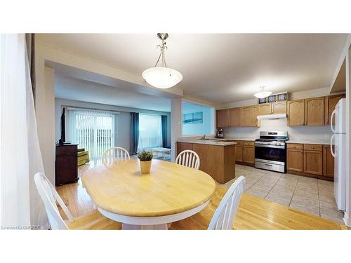 74 Raspberry Trail, Thorold, ON - Indoor Photo Showing Dining Room