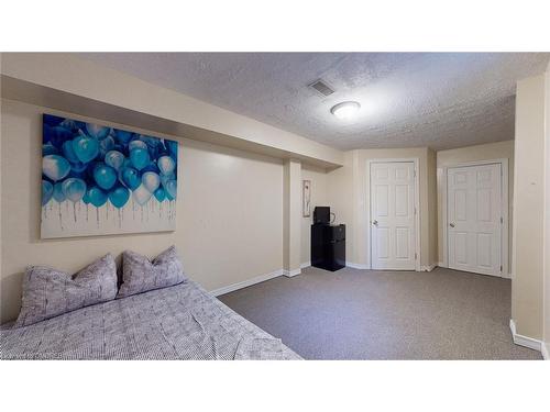 74 Raspberry Trail, Thorold, ON - Indoor Photo Showing Bedroom