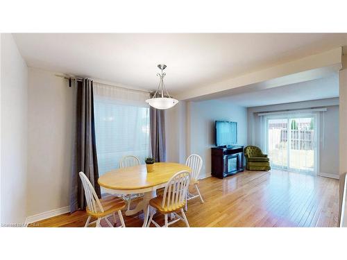 74 Raspberry Trail, Thorold, ON - Indoor Photo Showing Dining Room