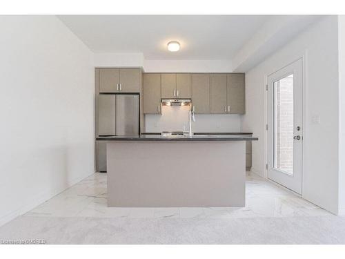 42 Edminston Drive Drive, Fergus, ON - Indoor Photo Showing Kitchen