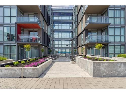 614-5240 Dundas Street, Burlington, ON - Outdoor With Balcony