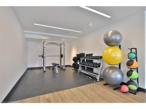 614-5240 Dundas Street, Burlington, ON - Indoor Photo Showing Gym Room