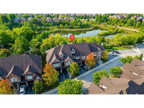 36-300 Ravineview Way, Oakville, ON - Outdoor With View