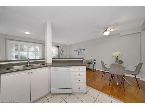 6-200 Cresthaven Road, Brampton, ON - Indoor Photo Showing Kitchen With Double Sink