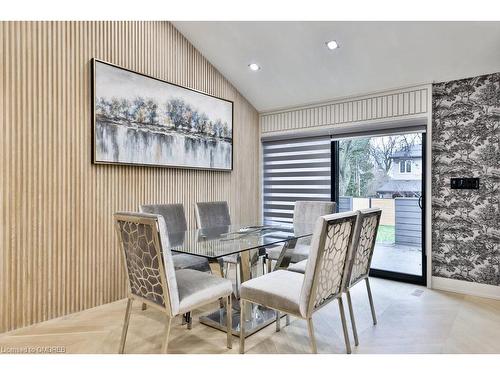 55 West 22Nd Street, Hamilton, ON - Indoor Photo Showing Dining Room