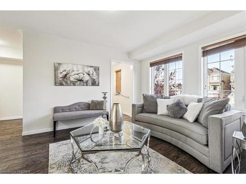 342 Dymott Avenue, Milton, ON - Indoor Photo Showing Living Room