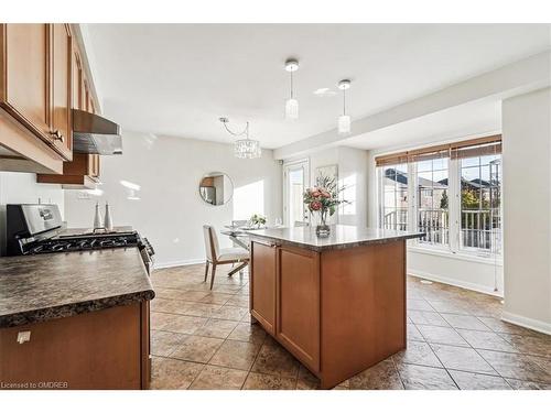 342 Dymott Avenue, Milton, ON - Indoor Photo Showing Kitchen