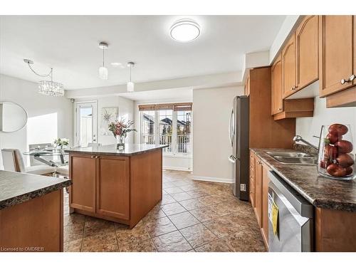 342 Dymott Avenue, Milton, ON - Indoor Photo Showing Kitchen With Double Sink With Upgraded Kitchen