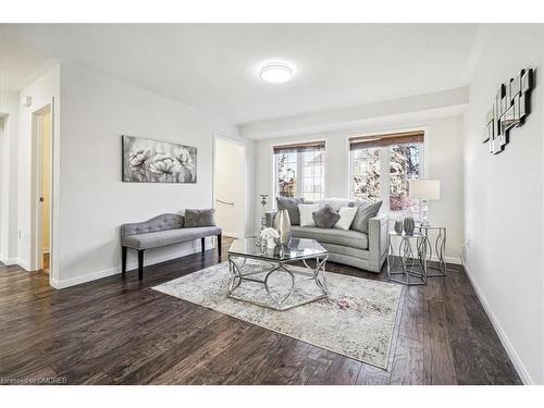 342 Dymott Avenue, Milton, ON - Indoor Photo Showing Living Room