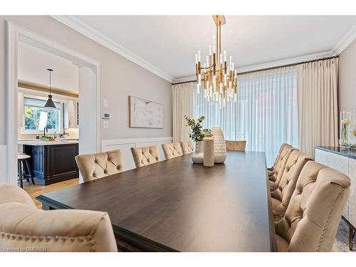 1181 Lindenrock Drive, Oakville, ON - Indoor Photo Showing Dining Room