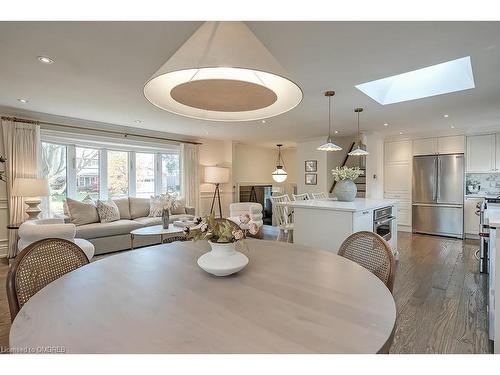 2359 Canso Road, Oakville, ON - Indoor Photo Showing Dining Room