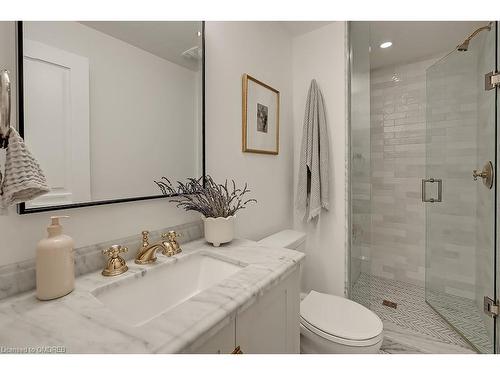 2359 Canso Road, Oakville, ON - Indoor Photo Showing Bathroom