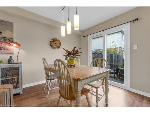 591 Taylor Crescent, Burlington, ON - Indoor Photo Showing Dining Room