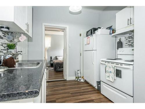 165 Nelson Street, Brantford, ON - Indoor Photo Showing Kitchen