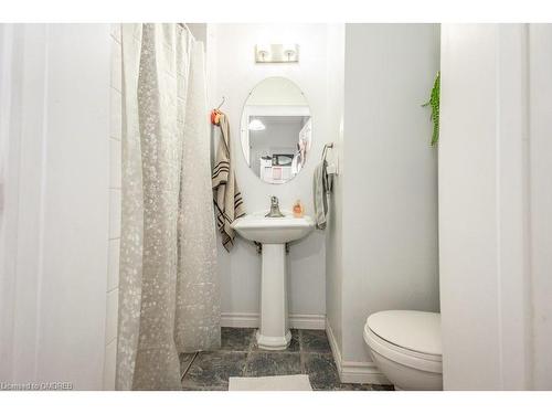 165 Nelson Street, Brantford, ON - Indoor Photo Showing Bathroom