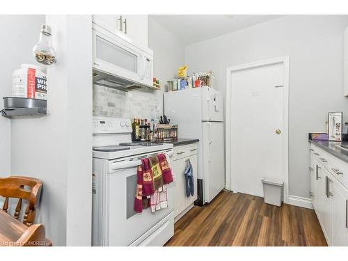 165 Nelson Street, Brantford, ON - Indoor Photo Showing Kitchen