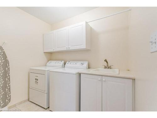 1248 Agram Drive, Oakville, ON - Indoor Photo Showing Laundry Room