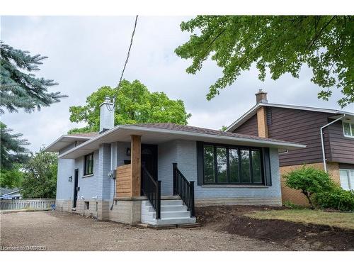 Upper-47 Duncairn Avenue, Kitchener, ON - Outdoor