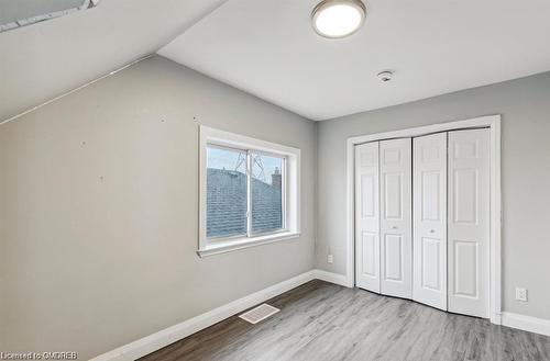 131 Bell Avenue, Hamilton, ON - Indoor Photo Showing Other Room