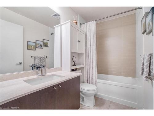 1403-510 Curran Place, Mississauga, ON - Indoor Photo Showing Bathroom