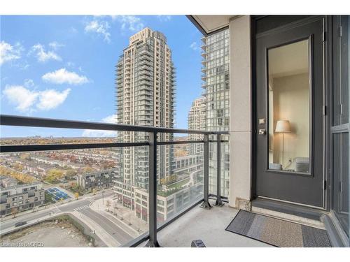 1403-510 Curran Place, Mississauga, ON - Outdoor With View