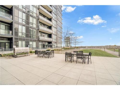 1403-510 Curran Place, Mississauga, ON - Outdoor