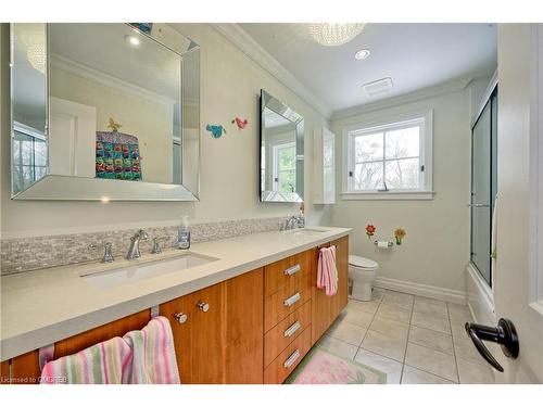 152 Cavendish Court, Oakville, ON - Indoor Photo Showing Bathroom