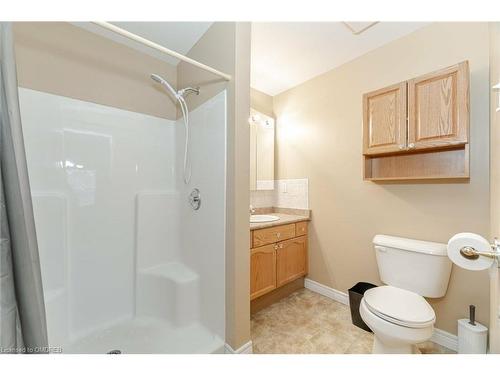 406-12 St Andrews Street, Port Dover, ON - Indoor Photo Showing Bathroom