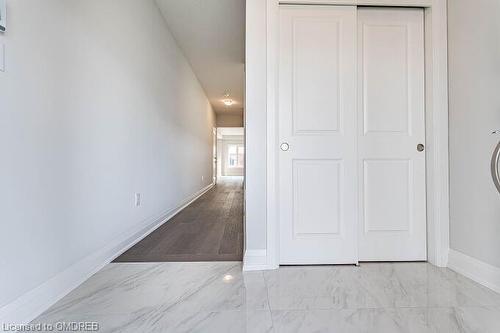 100 Bur Oak Drive, Thorold, ON - Indoor Photo Showing Other Room