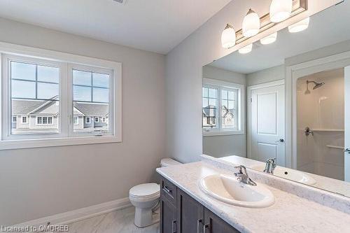 100 Bur Oak Drive, Thorold, ON - Indoor Photo Showing Bathroom