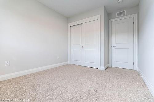 100 Bur Oak Drive, Thorold, ON - Indoor Photo Showing Other Room