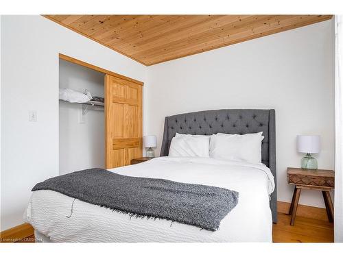 159 Settlers Way, The Blue Mountains, ON - Indoor Photo Showing Bedroom