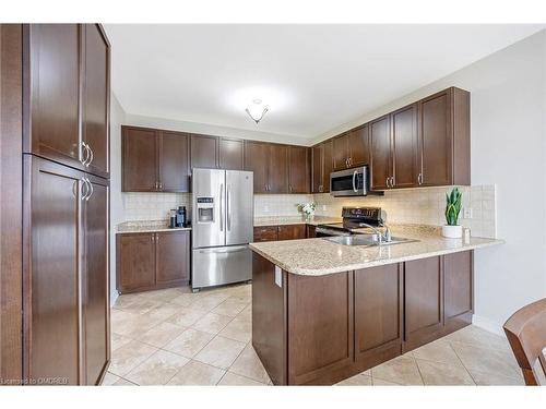 43 Jolana Crescent, Georgetown, ON - Indoor Photo Showing Kitchen With Double Sink