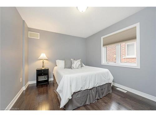 43 Jolana Crescent, Georgetown, ON - Indoor Photo Showing Bedroom