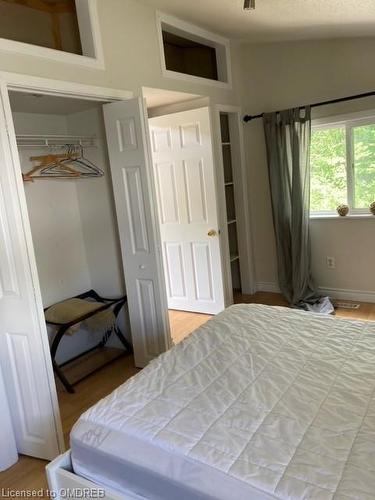 Windrose-92 Swords Road, Dunchurch, ON - Indoor Photo Showing Bedroom