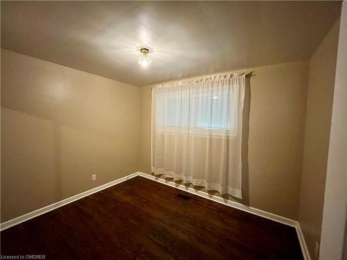 Main Floor-426 Seabourne Drive, Oakville, ON - Indoor Photo Showing Other Room