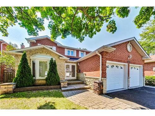 226 Poole Drive, Oakville, ON - Outdoor