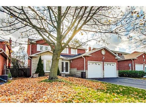 226 Poole Drive, Oakville, ON - Outdoor With Facade