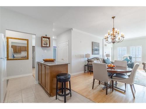 403-1499 Nottinghill Gate, Oakville, ON - Indoor Photo Showing Dining Room