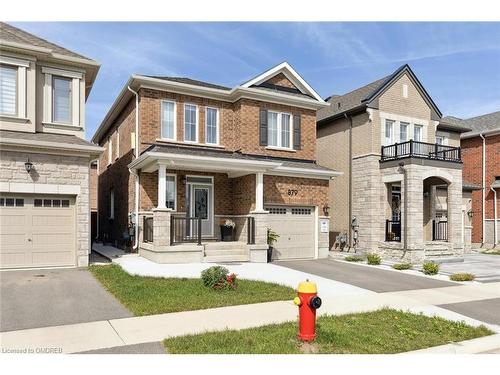 879 Hickory Crescent, Milton, ON - Outdoor With Facade