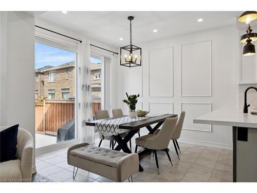 879 Hickory Crescent, Milton, ON - Indoor Photo Showing Dining Room