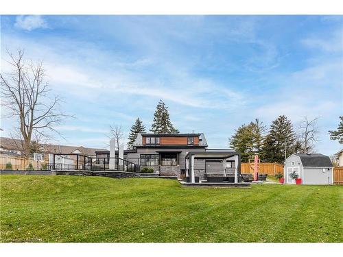 676 Bayshore Boulevard, Burlington, ON - Outdoor