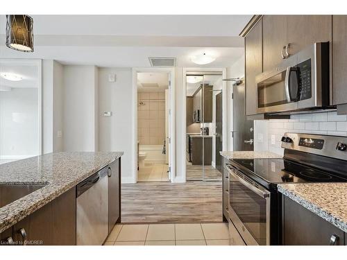 920-118 King Street East Street, Hamilton, ON - Indoor Photo Showing Kitchen With Stainless Steel Kitchen With Upgraded Kitchen