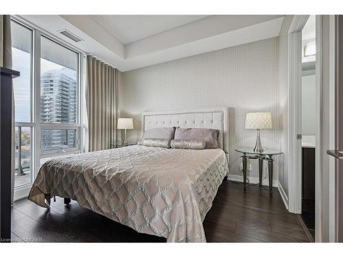 1803-2212 Lake Shore Boulevard W, Toronto, ON - Indoor Photo Showing Bedroom